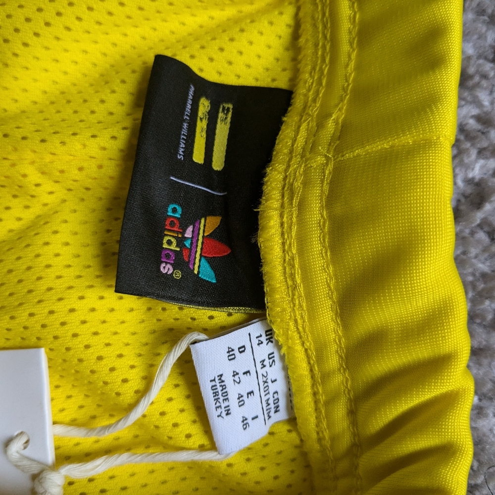 Adidas Shorts - Picture 5 of 6